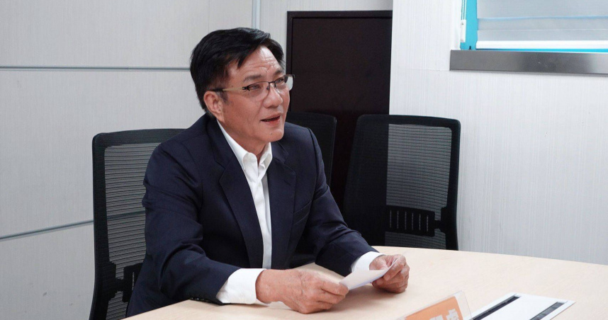 民進黨嘉義縣長擬參選人黃榮利，強調任內償債、推動福利與基礎建設成果，盼以治理經驗留住嘉義青年人口。（圖／翻攝自黃榮利臉書）