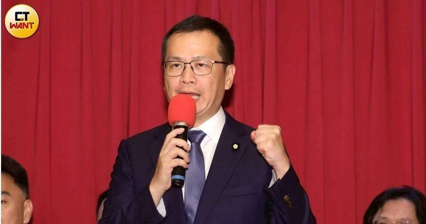 國民黨立委羅智強等人表示支持無人機產業與國防發展，但主張強化預算監督與產業制度建設。（圖／劉耿豪攝）