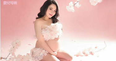 小甜甜挺6月大孕肚 甜曝愛女當糾察隊:一吃炸就想吐
