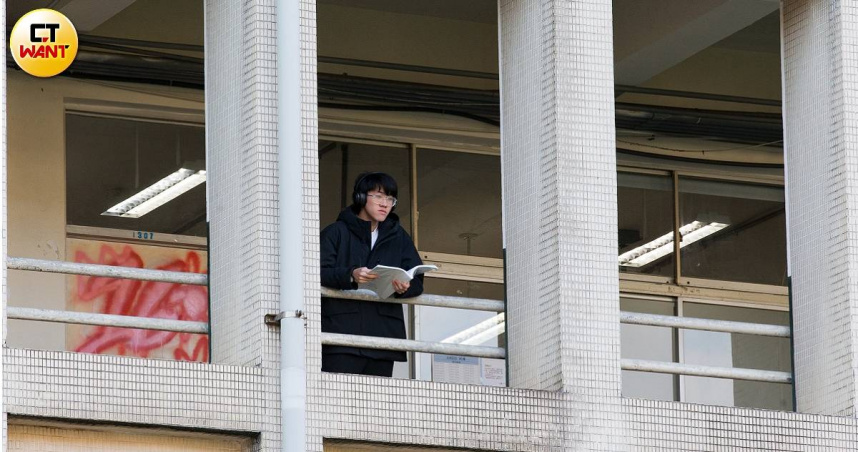 114學年大學學測今天登場，首日考數學Ａ、自然科。（圖／黃威彬攝）