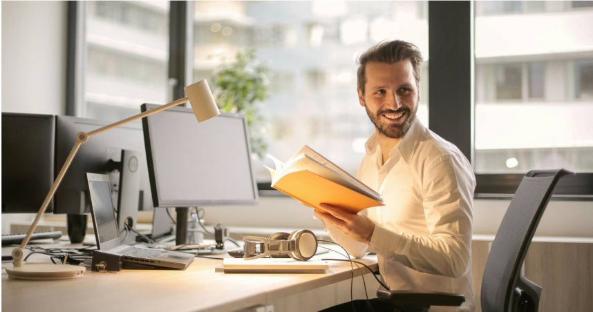 網友問特休一次能請幾天。（示意圖／Pexels）