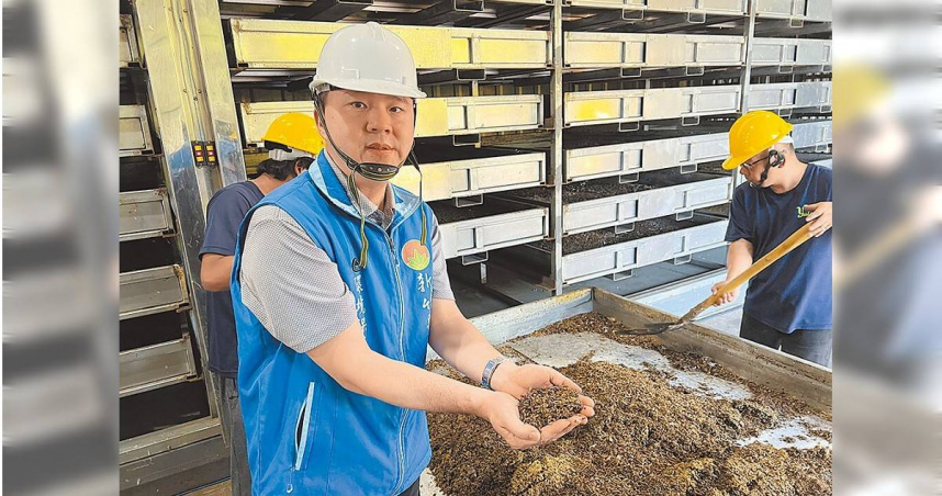 新竹縣環保局去年下半年導入黑水虻技術，每日最高可處理20噸廚餘。（新竹縣府提供／邱立雅竹縣傳真）