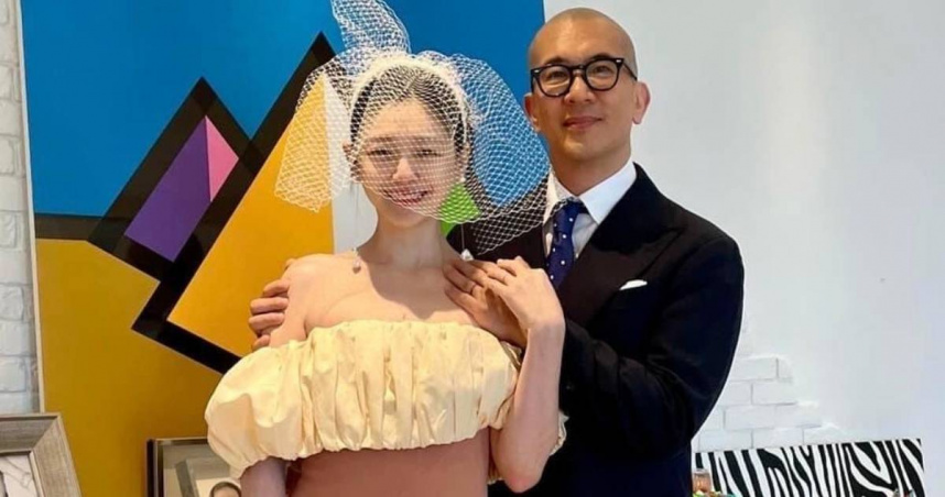 具俊曄（右）日日陪伴在大S的墓園旁。（圖／大S臉書）