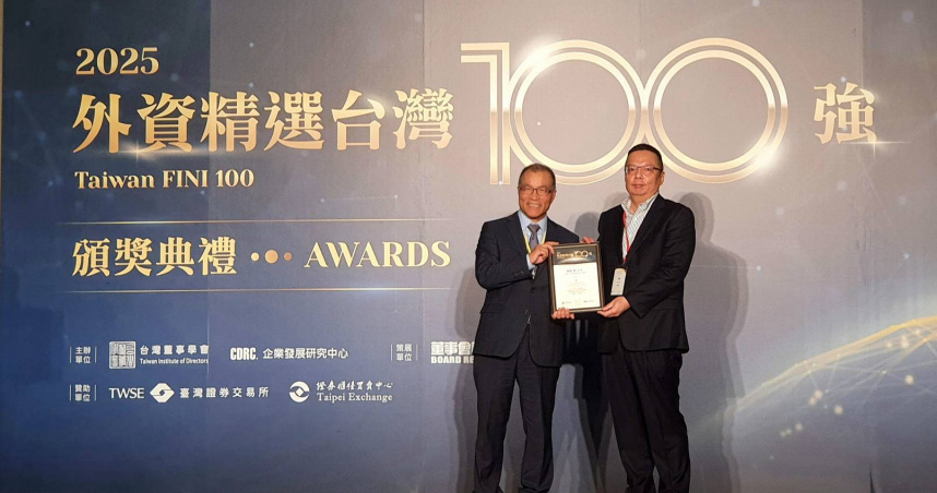 朋億公布10月營收達7.05億元，月增5.6％。圖右為朋億總經理馬蔚。（圖／朋億提供）