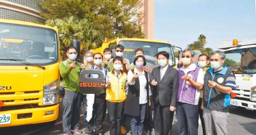 彰縣大手筆汰舊換新 52輛環保清運車上路