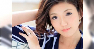 丈夫3年不交功課!美女主播爆「入黑暗界止渴」 逆天蜜桃超吸睛