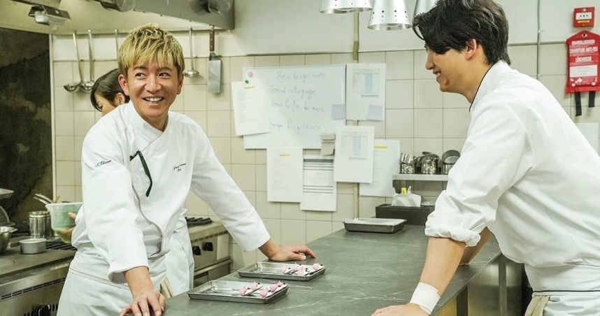 木村拓哉偷偷把頭髮染成了金色，導演塚原亞由子看見嚇一大跳。（圖／取自《型男主廚三星夢：巴黎篇》IG）