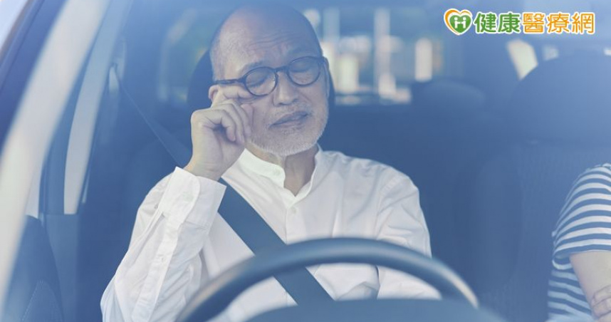 5旬糖友重新配鏡「視力仍模糊」　竟是這1眼疾找上身