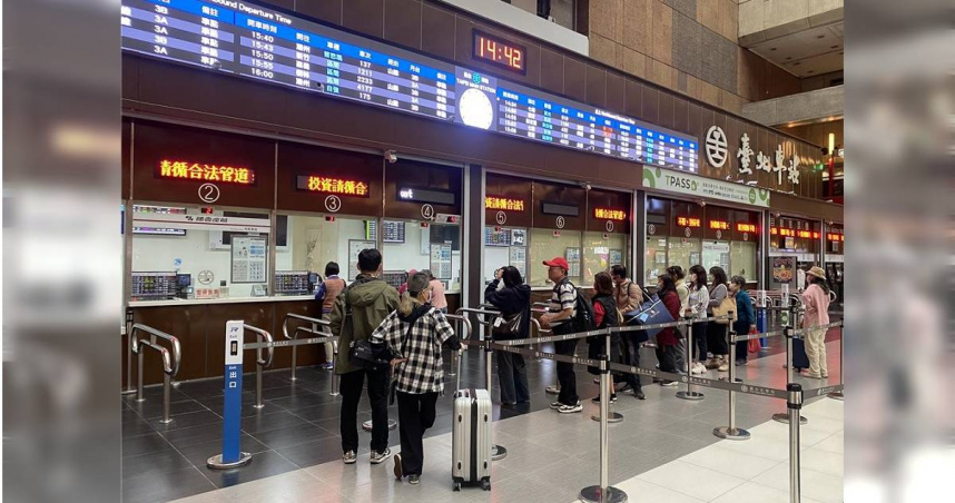 台鐵e訂通App升級，更新線上換票與一機多票兩大便利服務。示意圖。（本報資料照片）