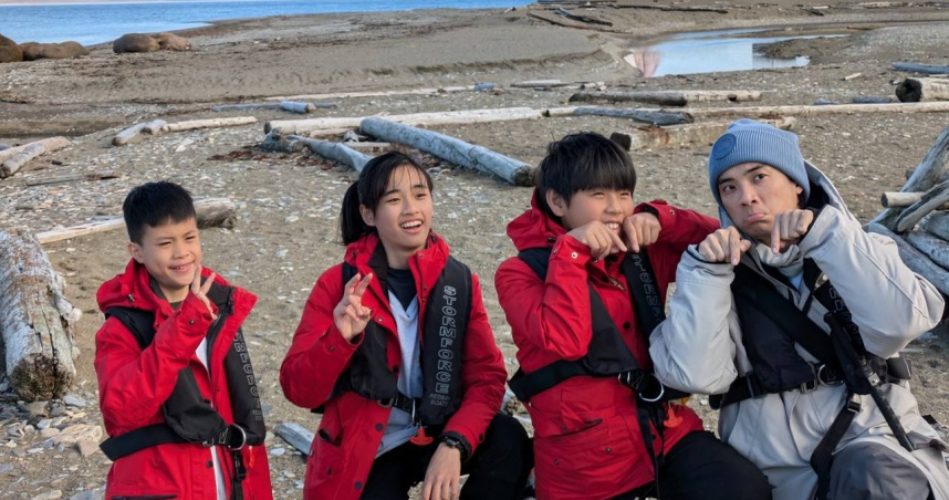 林哲熹帶著小研究員到北極探險。（圖／公視提供）