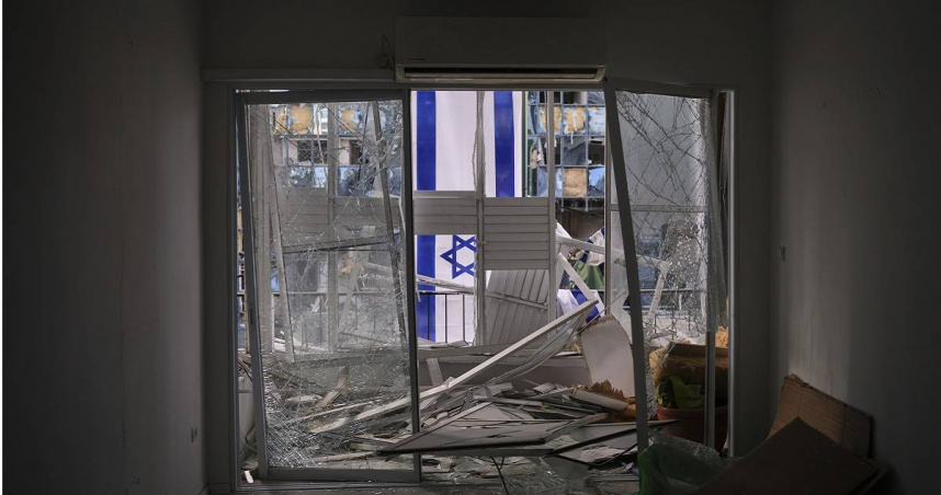 中東緊張局勢迅速升溫，以色列和伊朗互相發射飛彈。（圖／達志／美聯社）