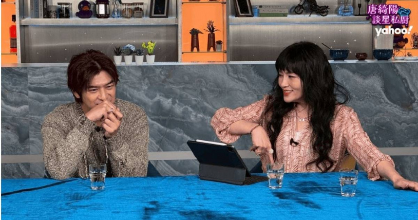 陳柏霖（左）獨自上唐綺陽節目宣傳。（圖／Yahoo提供）