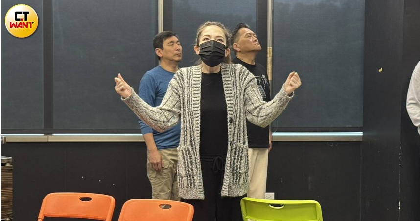 許瑋甯流感高燒39度　為哺乳忍病不吃特效藥