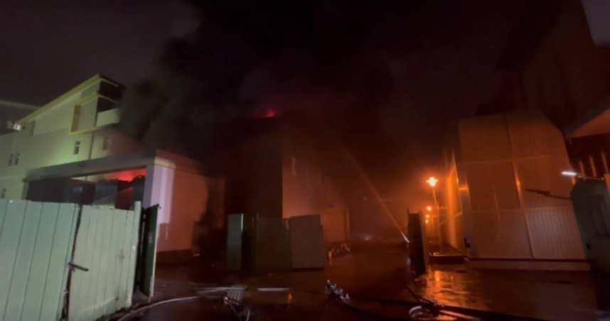台電竹園超高壓變電所16日下午爆炸，釀成1死2傷悲劇。（圖／翻攝畫面）
