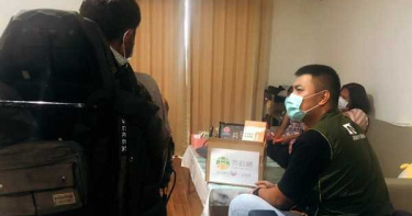 香腸伯養2子女遇經濟寒冬 慈善團體成立「防疫專區」相助