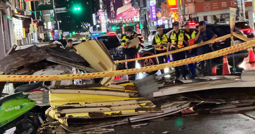 台中勤美驚見天降招牌！女乘客毫髮無傷　網友歪樓「休旅車牌子」：真的超硬
