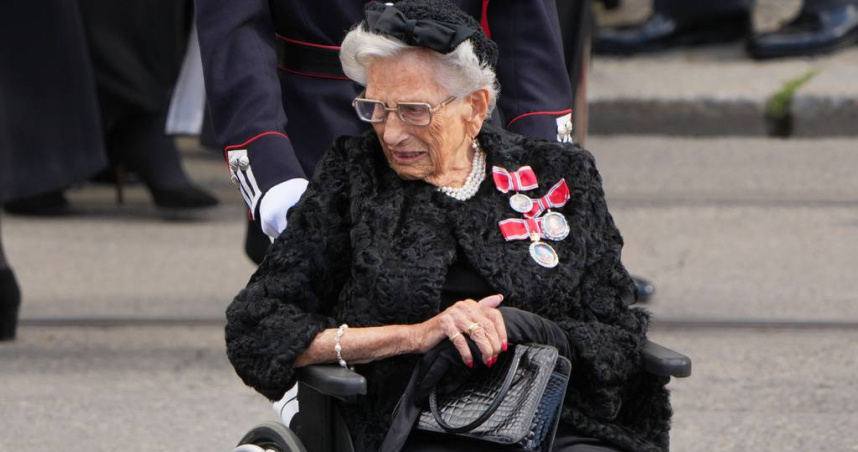 挪威王室發聲，94歲阿斯特麗德公主（Princess Astrid）在出席她的弟弟、前國王哈拉爾五世（King Harald V）的國葬後2天辭世。（圖／達志／美聯社）