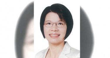 立委黃秀芳今天清晨6點搭乘廂型車外出,不幸發生車禍,對方駕駛傷勢較為嚴重,已送往醫院急救中。(圖/翻攝自立法院官網)