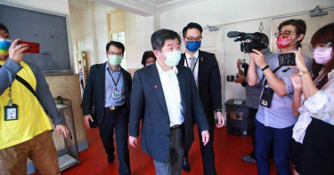 稱開放3+11是聽到「聲音」 陳時中挨轟鬼打牆
