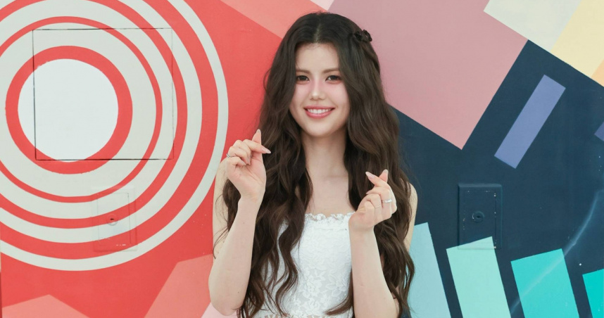 韓國天團NJZ成員Danielle親姊Olivia Marsh來台舉辦快閃演出。（圖／華納音樂提供）