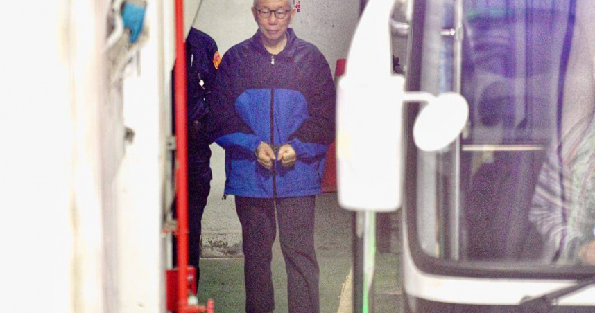 京華城案台北地院17日上午9時30分提訊民眾黨前主席柯文哲進行準備程序，柯文哲從北所由囚車載到北院應訊。（圖／報系資料照）