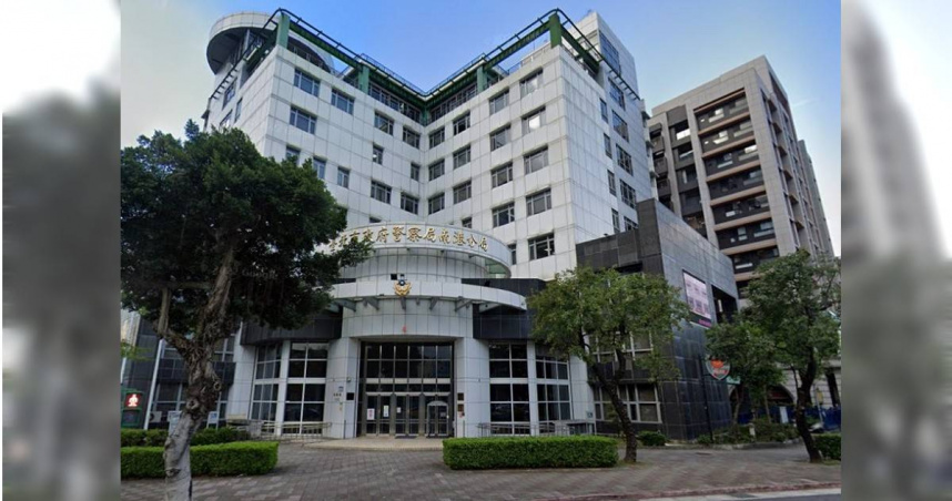 北市警南港分局警備隊劉姓警員，2022年涉嫌利用公務系統偷查個資及洩密。（圖／翻攝Google Maps）