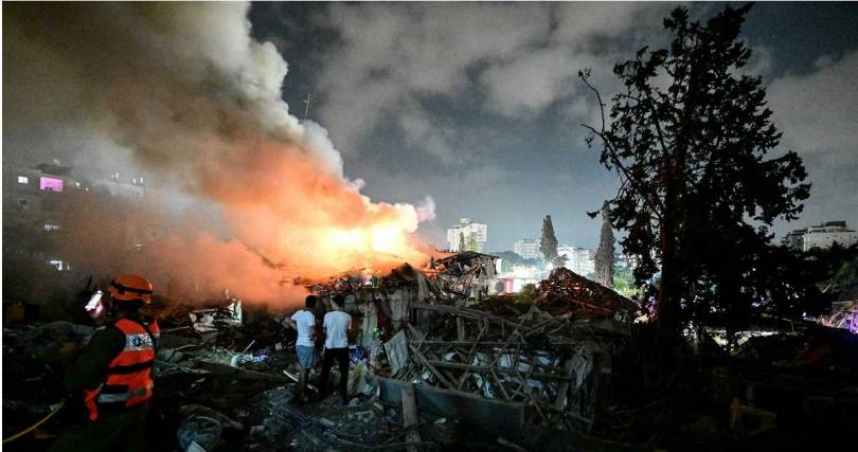 伊朗新一波攻勢射「泥石飛彈」。（圖／達志／路透社）