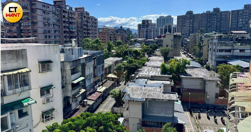 化南新村1960年代陸續興建，提供隨國民政府來台的教授安全又方便的落腳處。（圖／方萬民攝）