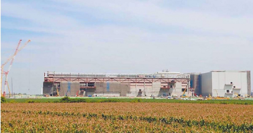 台積電嘉義廠工人感電燒傷拇指險斷。（圖 ／翻攝畫面）