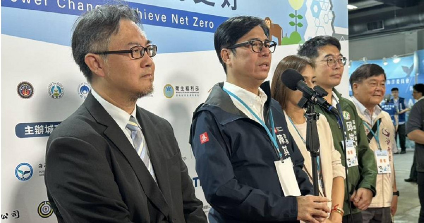 高雄市長陳其邁24日受訪時表示，感謝BLACKPINK分享高雄的影片，讓世界能夠看到高雄，並興奮高喊「高雄好ㄅㄧㄤˋ」。（圖／中國時報洪浩軒攝）