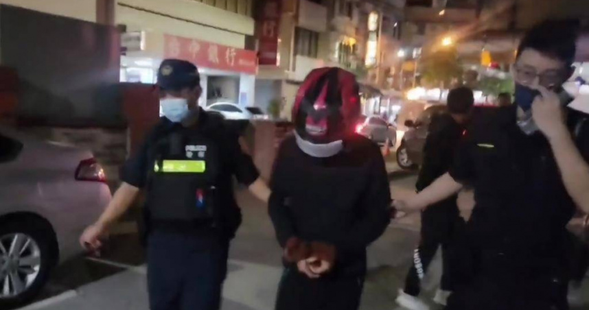 許姓男子縱火燒死房東母女，4日遭法院羈押禁見。（圖／翻攝畫面）