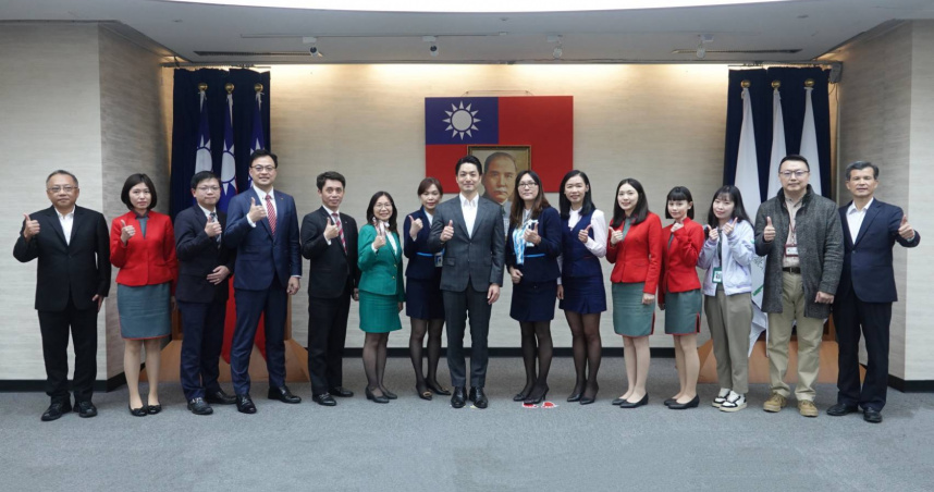 富邦景美行員機警攔阻3500萬　蔣萬安親頒獎金表表揚