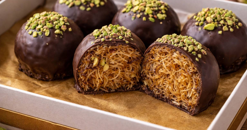 杜拜巧克力近期爆紅，在台灣掀起搶購熱潮。（圖／AI示意圖）