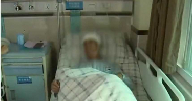 生吞蛇膽治百病? 醫開腦拉出11公分巨蟲:差點癱瘓!