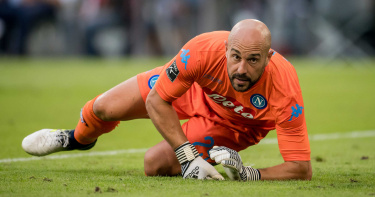 西班牙門將染新冠肺炎曝發病過程：25分鐘無法呼吸，像被火車壓 - CTWANT