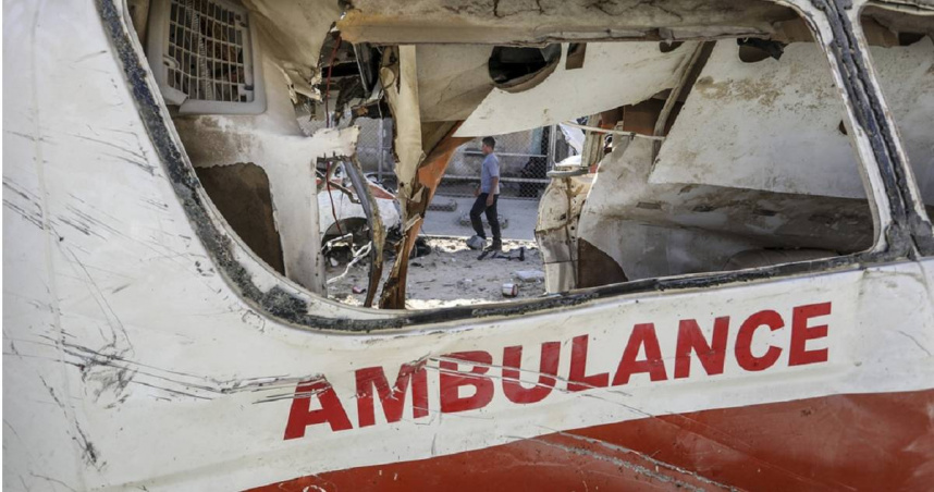 加薩受損的救護車。（圖／達志／美聯社）