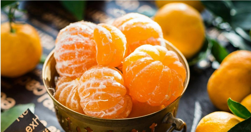 基因醫師張家銘提醒，吃橘子別剝的太乾淨。（示意圖／翻攝自pexels）