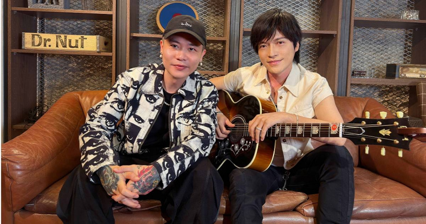 五月天怪獸特別到公司與蕭秉治直播。（圖／相信音樂提供）