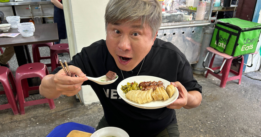胡瓜吃貨雷達全開！一聞秒猜中花蓮50年香腸老店