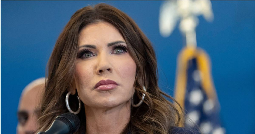 美國國土安全部（DHS）部長諾姆（Kristi Noem）。（圖／達志／美聯社）