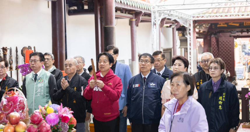 總統賴清德、台南市長黃偉哲、民進黨台南市長參選人陳亭妃等人到台南祀典武廟參香。（圖／翻攝自臉書／黃偉哲）