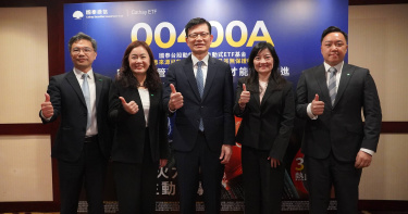 國泰投信12日宣布首檔主動式ETF 00400A開募期，圖中為國泰投信董事長李偉正。（圖／國泰投信提供）