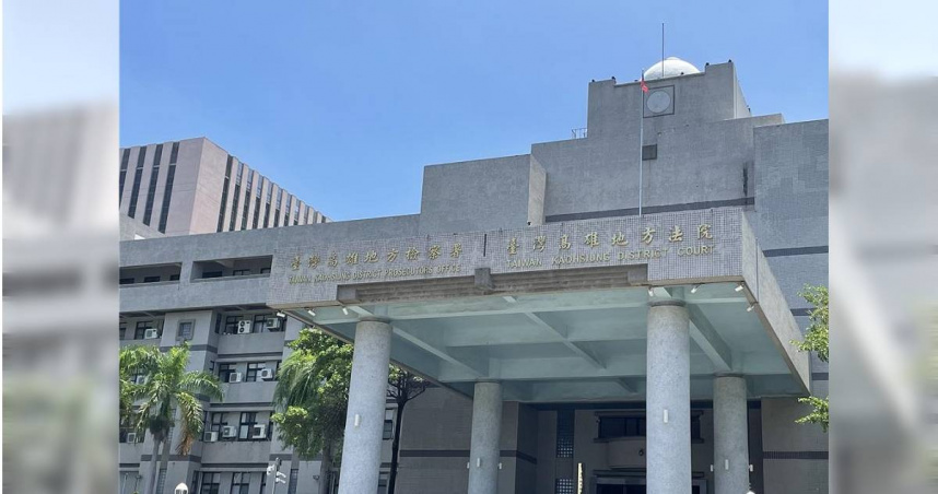 高雄地檢署依違反個資法及性影像罪，將涂姓員警提起公訴，並求刑三年半。（圖／報系照片）