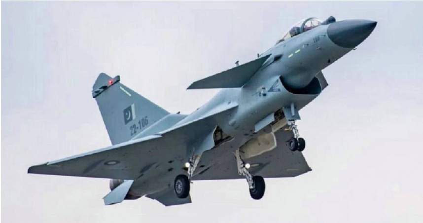 中國大陸「殲-10CE」戰鬥機（圖／翻攝自《百度》）