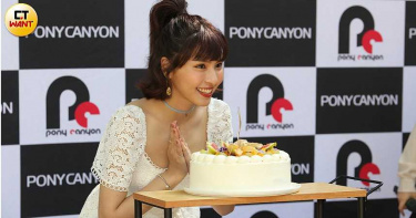 沒有小鬼的31歲生日 峮峮坦承時刻想念他「還沒準備好迎接新戀情」
