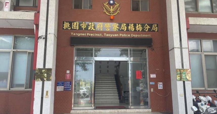 桃園市楊梅區高獅路附近7日下午1時許，48歲葉姓女子疑似因酒醉情緒激動，全裸於大馬路上穿梭、以大字形橫躺馬路中央，警方獲報到場後通知救護人員到場將其強制就醫。（圖／報系資料照）