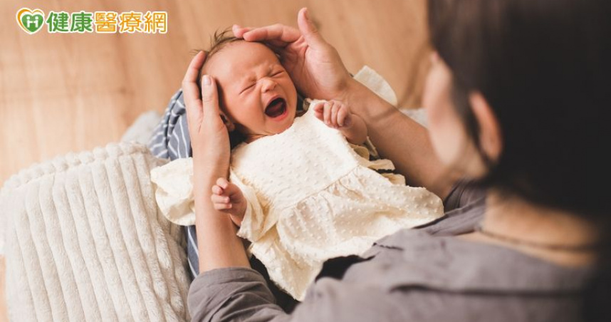 病毒齊發旺季！嬰幼兒「哭卻沒有眼淚」　醫籲：口服疫苗保平安
