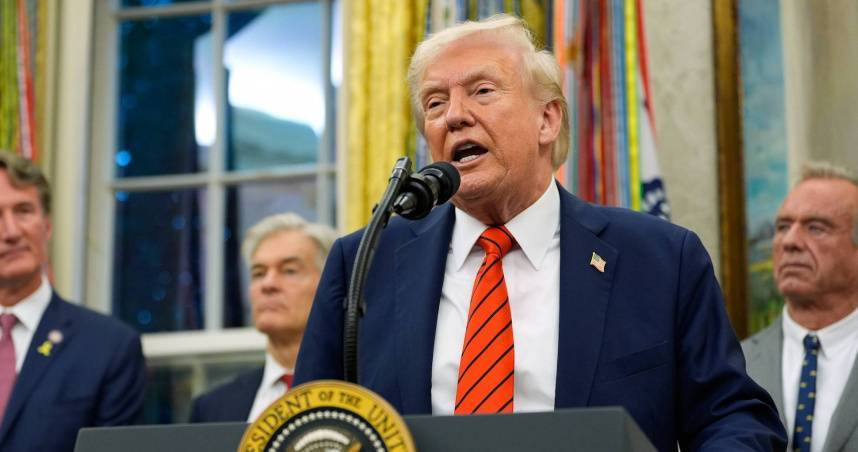 美國總統川普將於26日抵達馬來西亞，出席第47屆東協峰會。（圖／達志／美聯社）