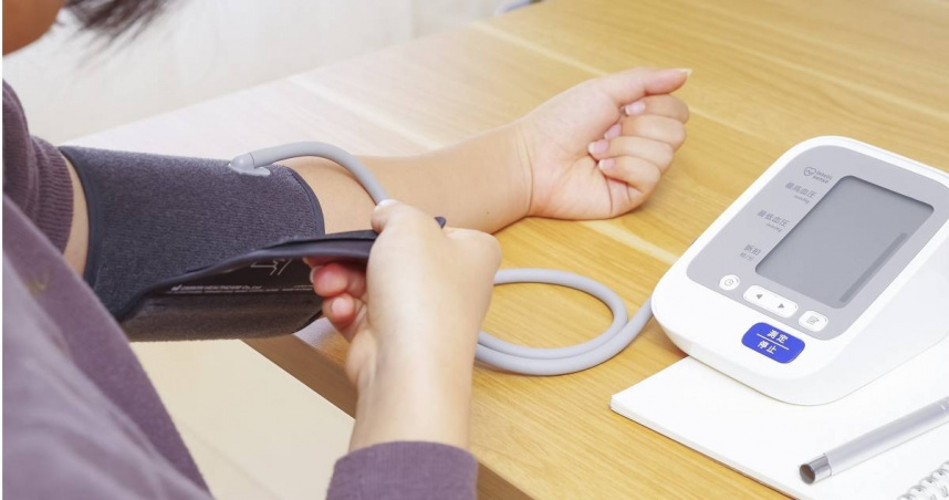 高血脂、高血壓、高血糖等症狀均有年輕化趨勢。（示意圖／photoAC）