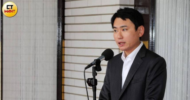 日本首相高市早苗率領自民黨在眾議院改選中大勝，民進黨立委陳冠廷分析，日本安保政策轉向對台海與台日關係具關鍵影響。（圖／周志龍攝）